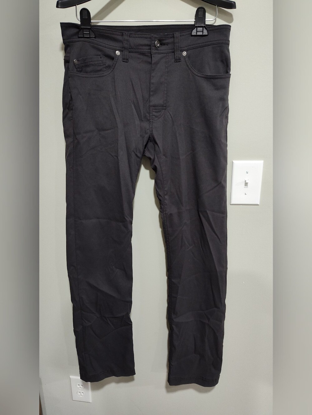 PrAna Breathe Dark Grey Stretch Pants, Slim Fit, Men's Size 30x32, Performance